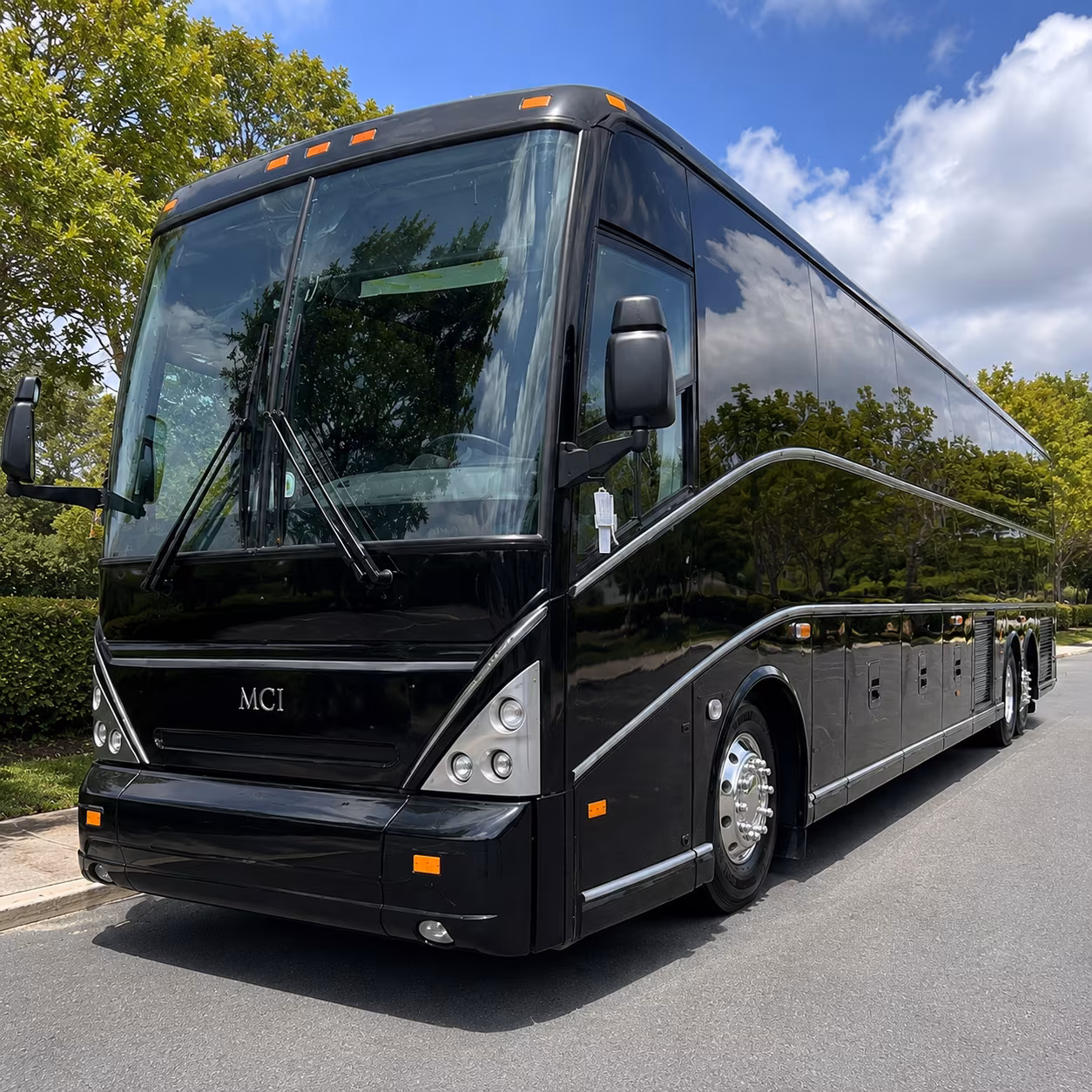choosing the right bus for an msu campus field trip is easy with lansingcoachbuscompany com