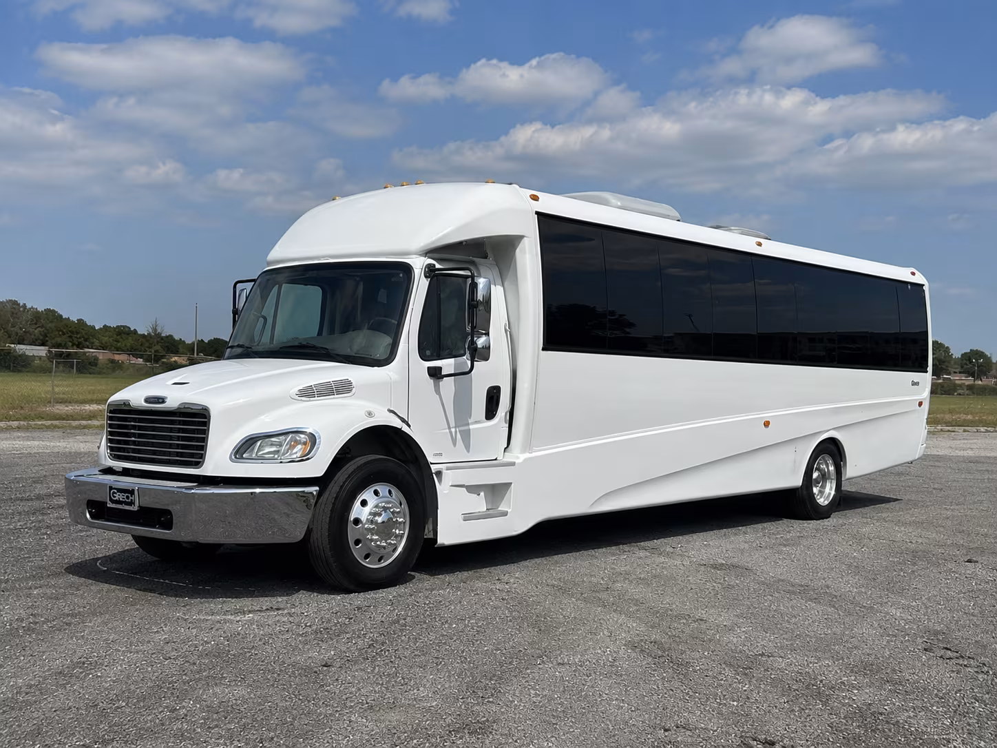 lansing 50 passenger party bus